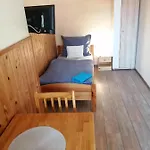 Apartmanhaz *